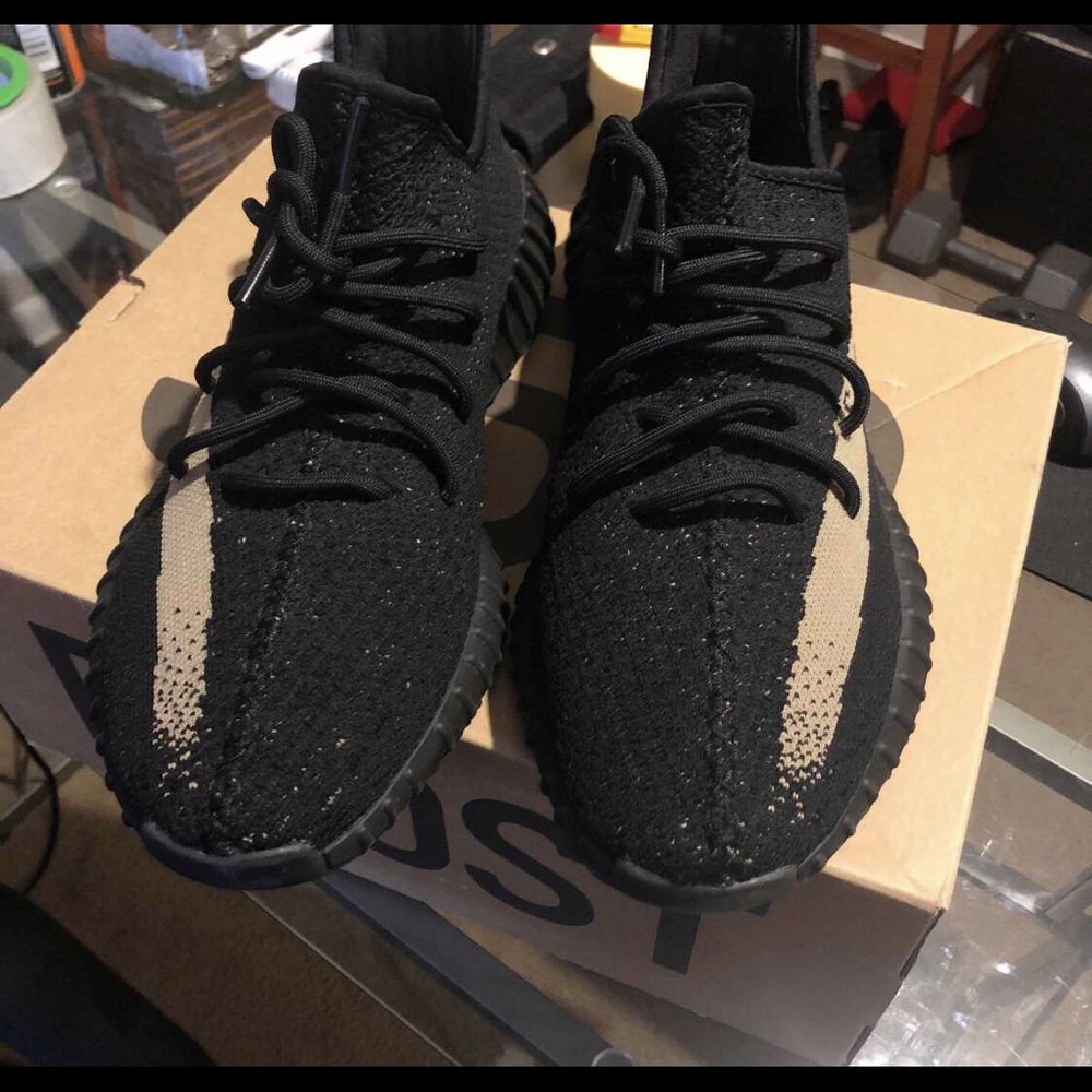 Yeezy 350 core black olive-trade-